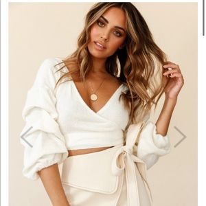 Selfie Leslie Sweater Crop Top